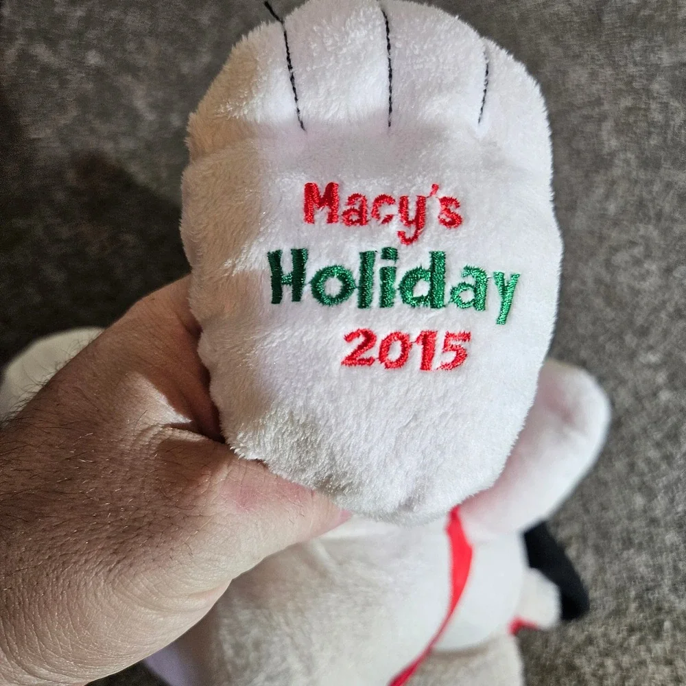Peanuts Snoopy Plush Macys Holiday 2015 Red Puffer Vest Trapper Hat Collectible